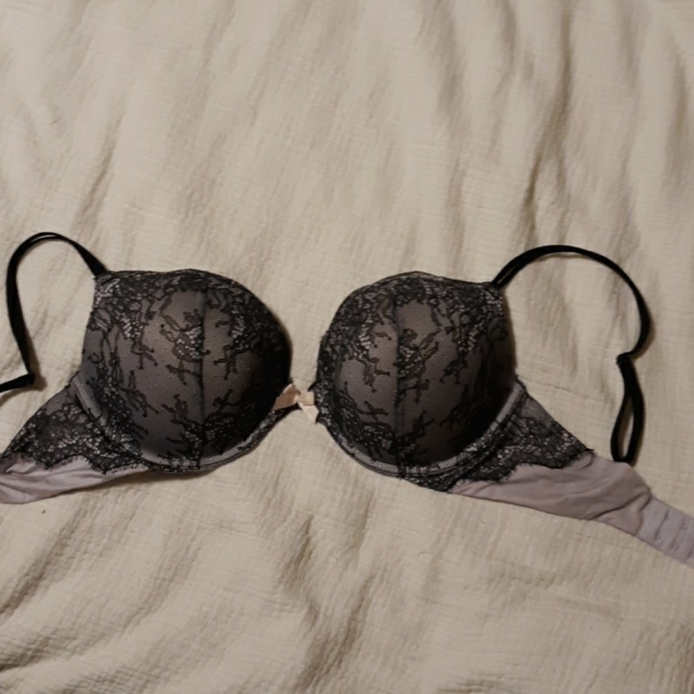 Victoria's Secret Very Sexy Pushup